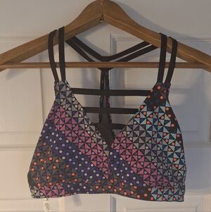 VS Sport Geometric Strappy Bralette - Multicolor